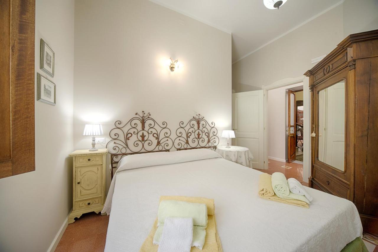 B&B A Casa Di Teresa Όλμπια Εξωτερικό φωτογραφία